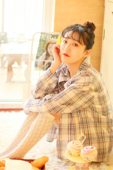 中国大陆18岁女RAPPER欢迎你